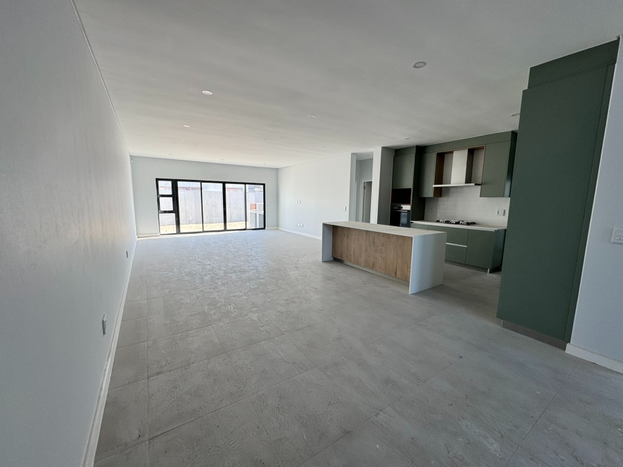 4 Bedroom Property for Sale in Sandown Western Cape